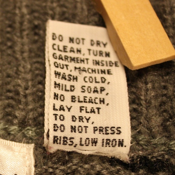 Vintage j.a. higgins NY Cardigan - Picture 8 of 8